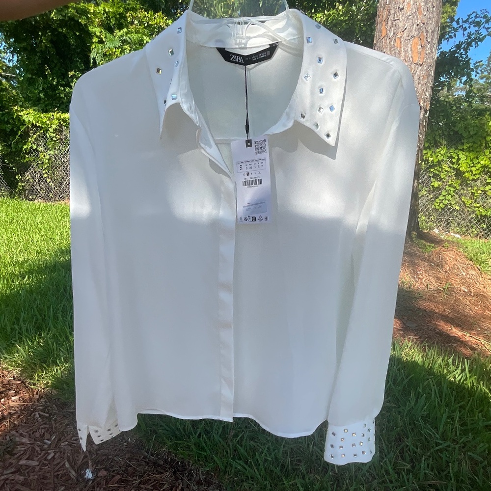 Title: Zara White Long Sleeve Shirt with Studded Collar and Cuffs - Size S
